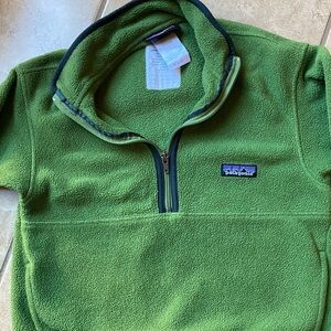 Patagonia little boys green fleece, size 5-6